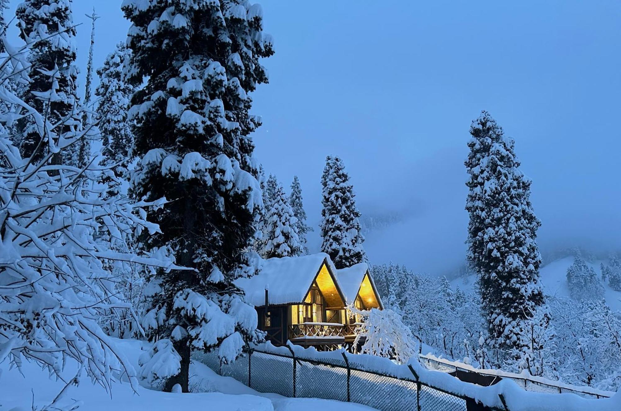 Solomons Gray Villa Tangmarg Exterior photo